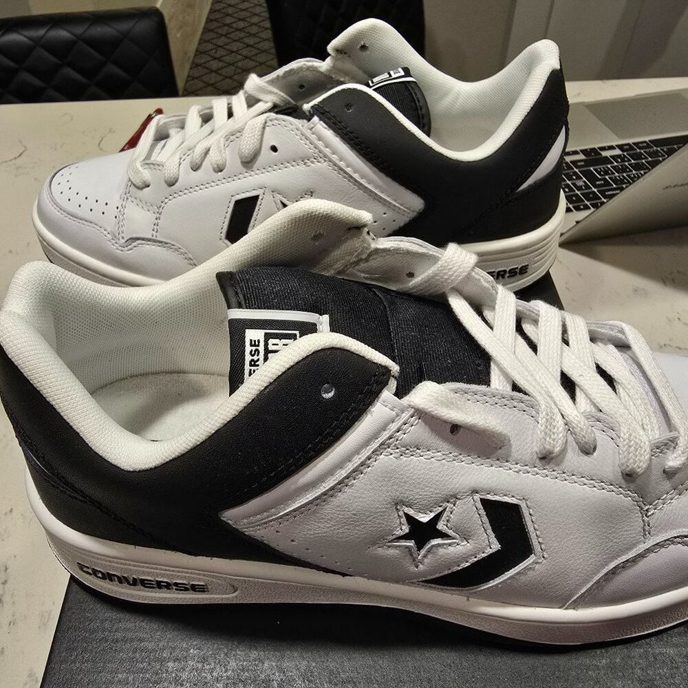 NEW Converse Weapon Low Vintage White Black Sneakers A10203C MENS 10